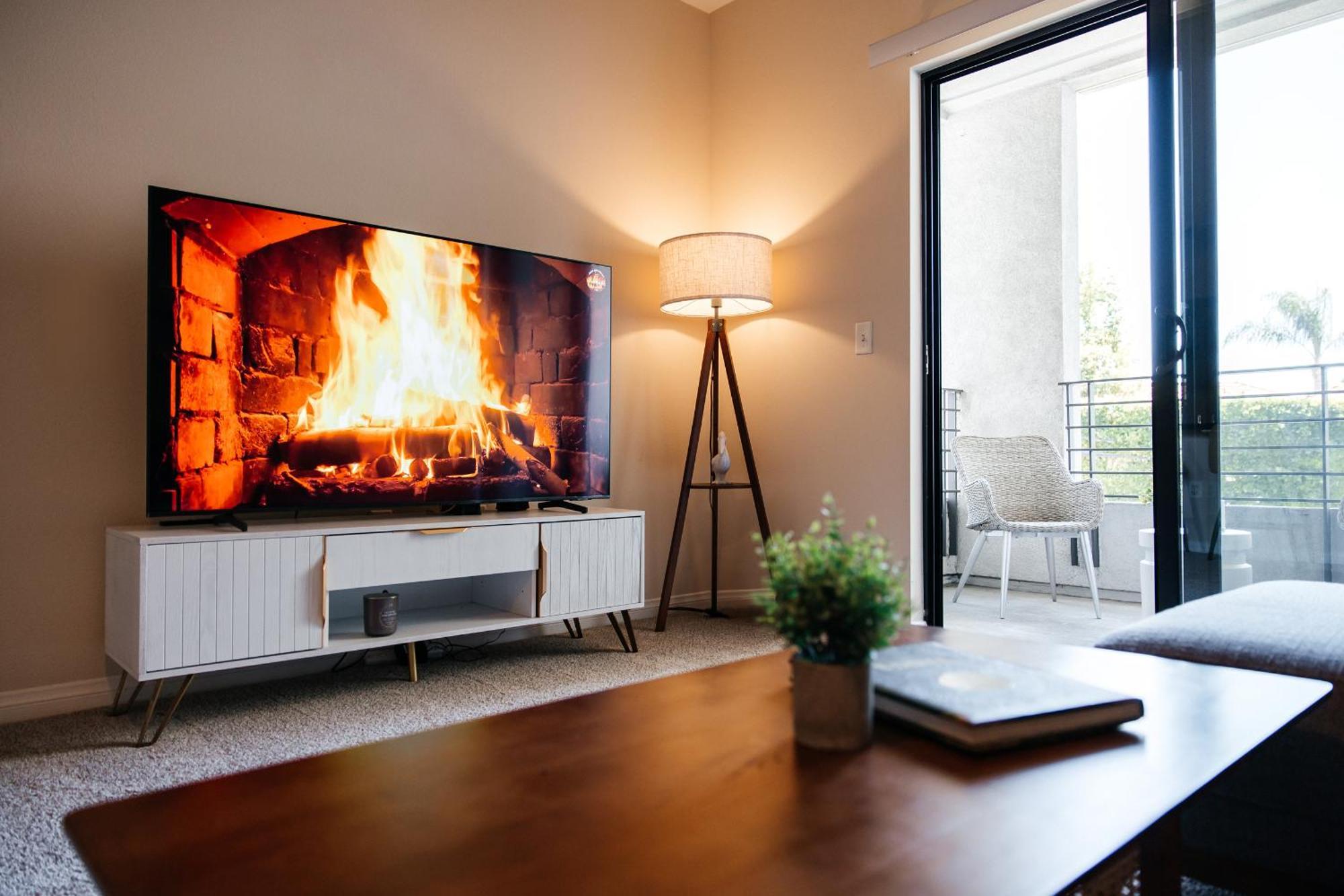 Luxury One Bedroom Minutes From The Grove Los Angeles
